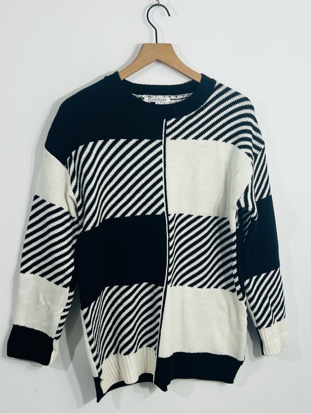 NorthStyle Long Sleeve Pullover Knit Paneled Patchwork Aesthetic Striped Crew